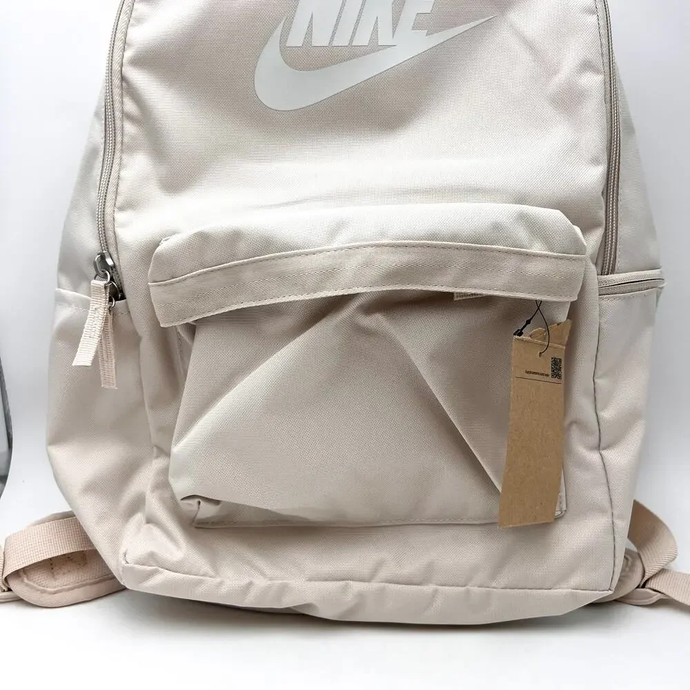 NIKE Unisex Heritage 25L Backpack One Size Summit White Orewood Brown NWT